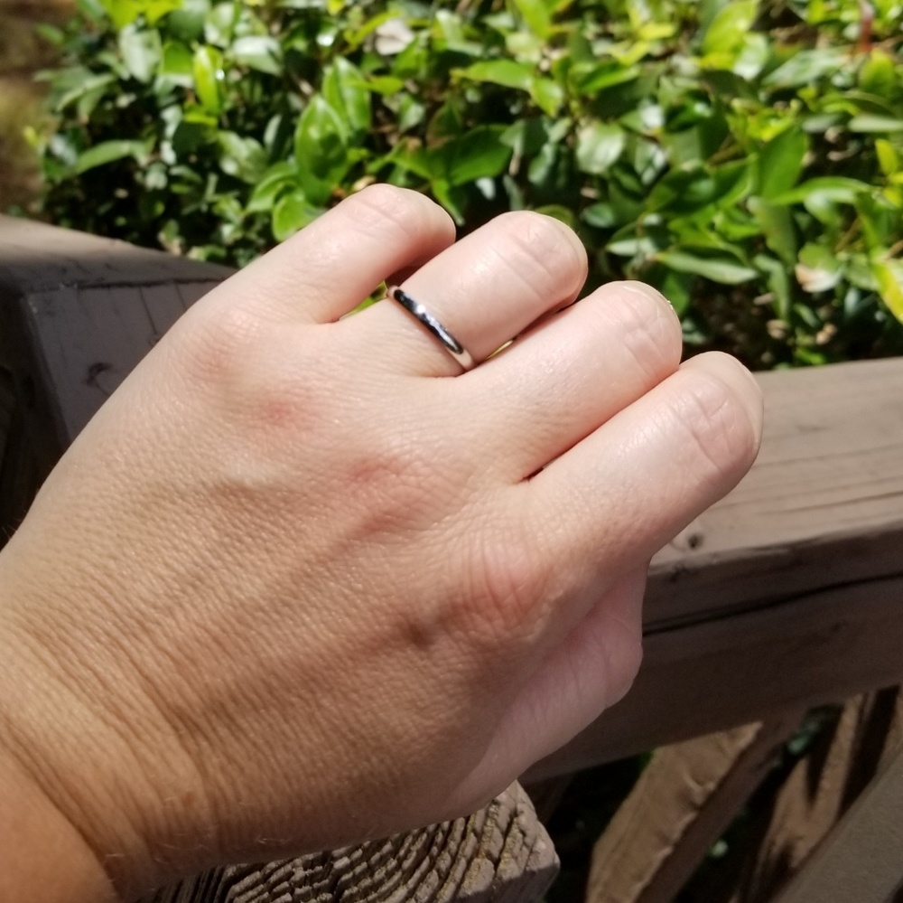 Titanium Steel Hypoallergenic Wedding Band Ring - Picture 8 of 8
